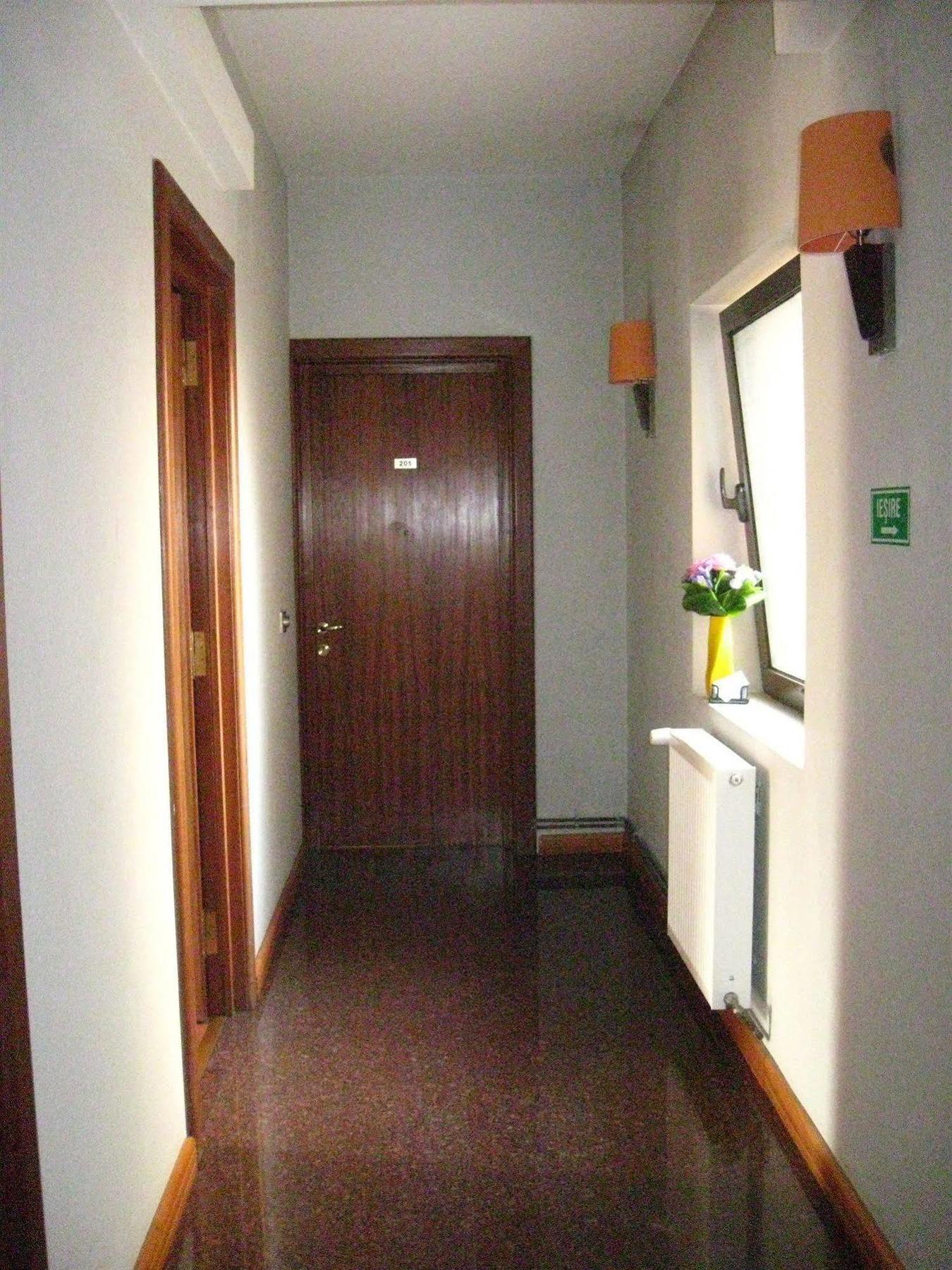 Tania-Frankfurt Hotel Bucureşti Exterior foto
